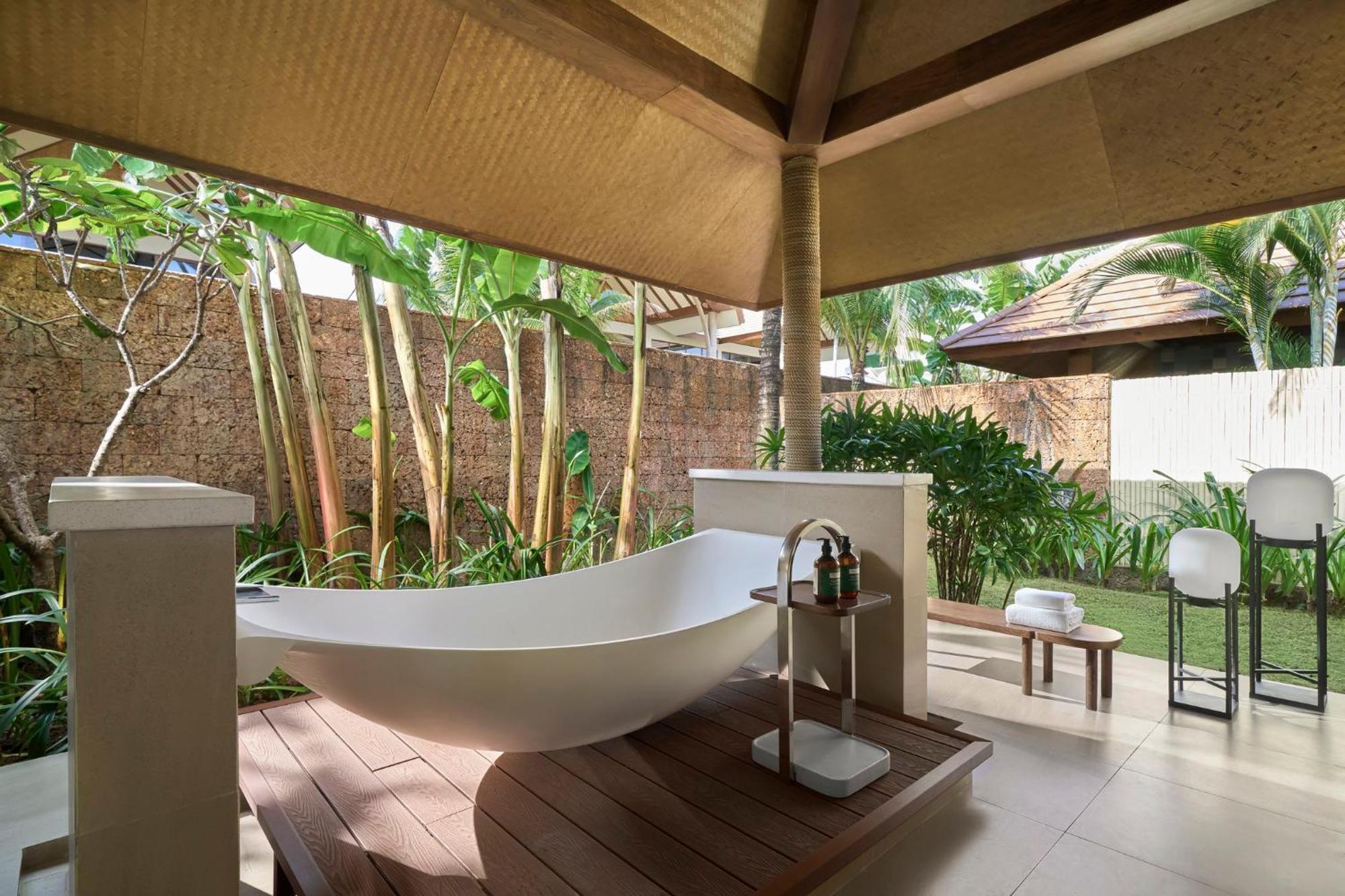 Voco Quang Binh Resort By Ihg Dong Hoi Exterior photo