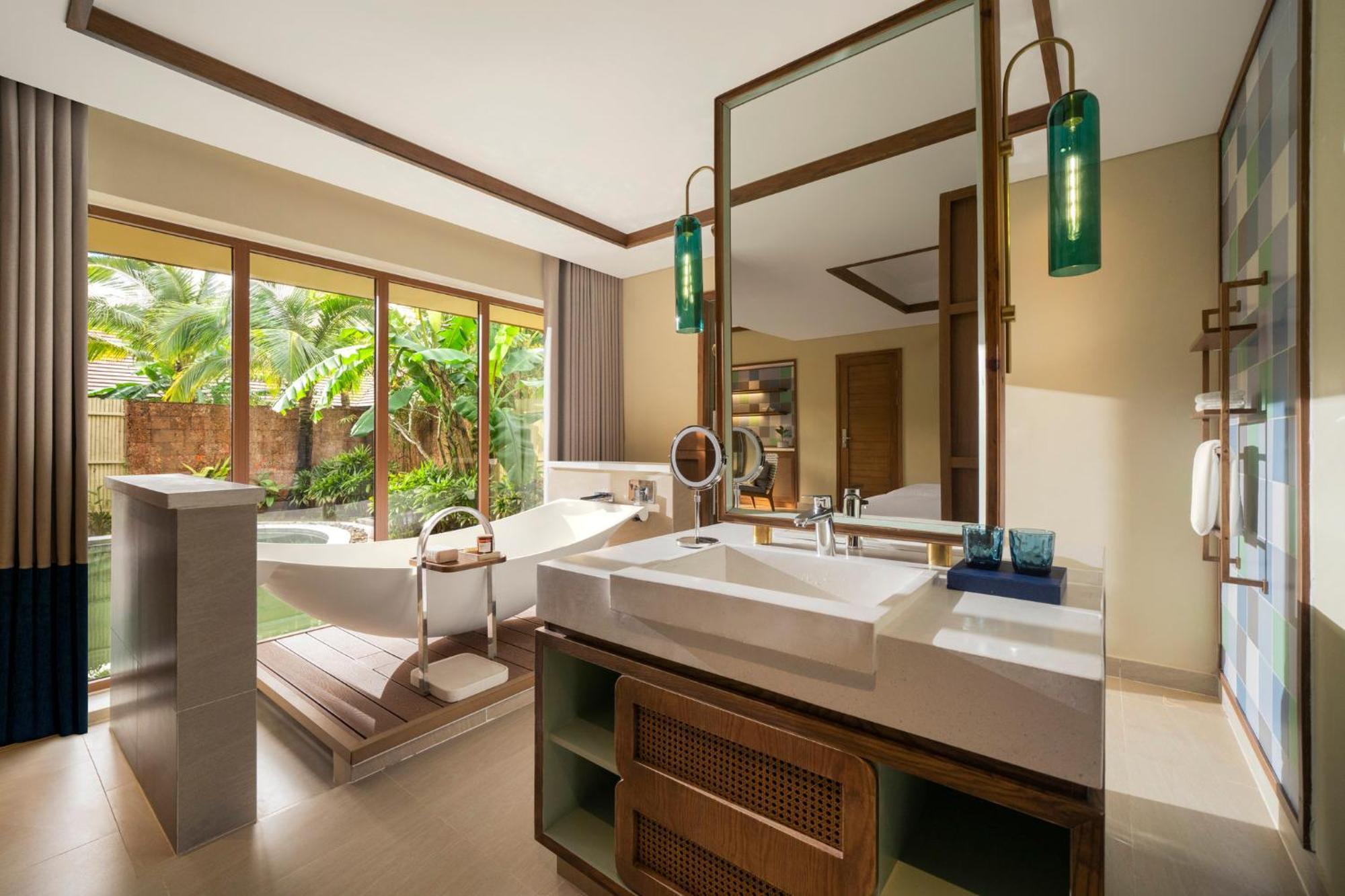 Voco Quang Binh Resort By Ihg Dong Hoi Exterior photo